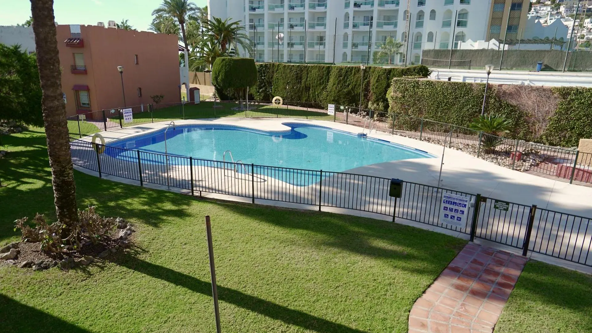 Sunstay Relax Rio Marina Beach Nerja Spain