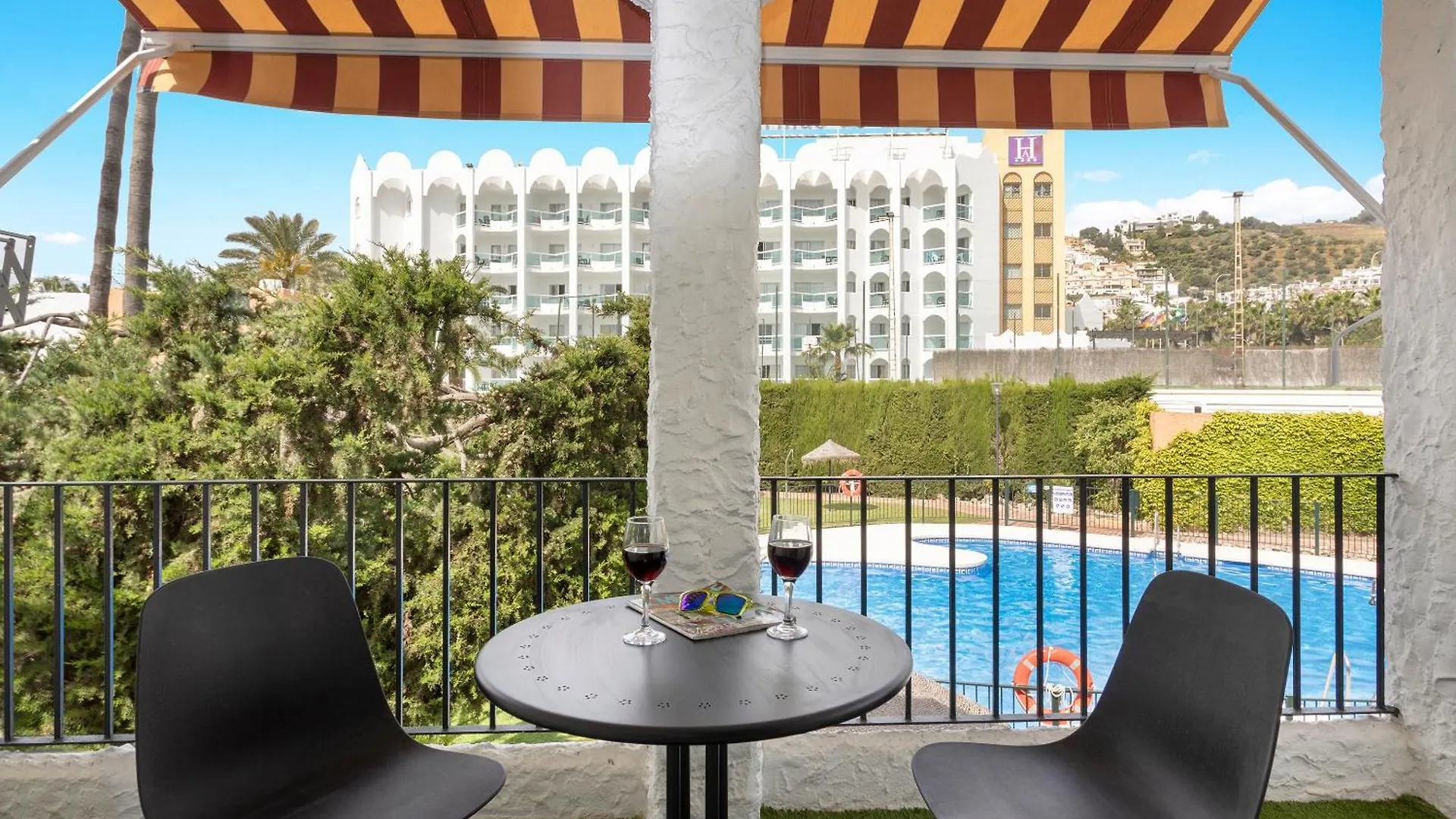 Sunstay Relax Rio Marina Beach Nerja Spain